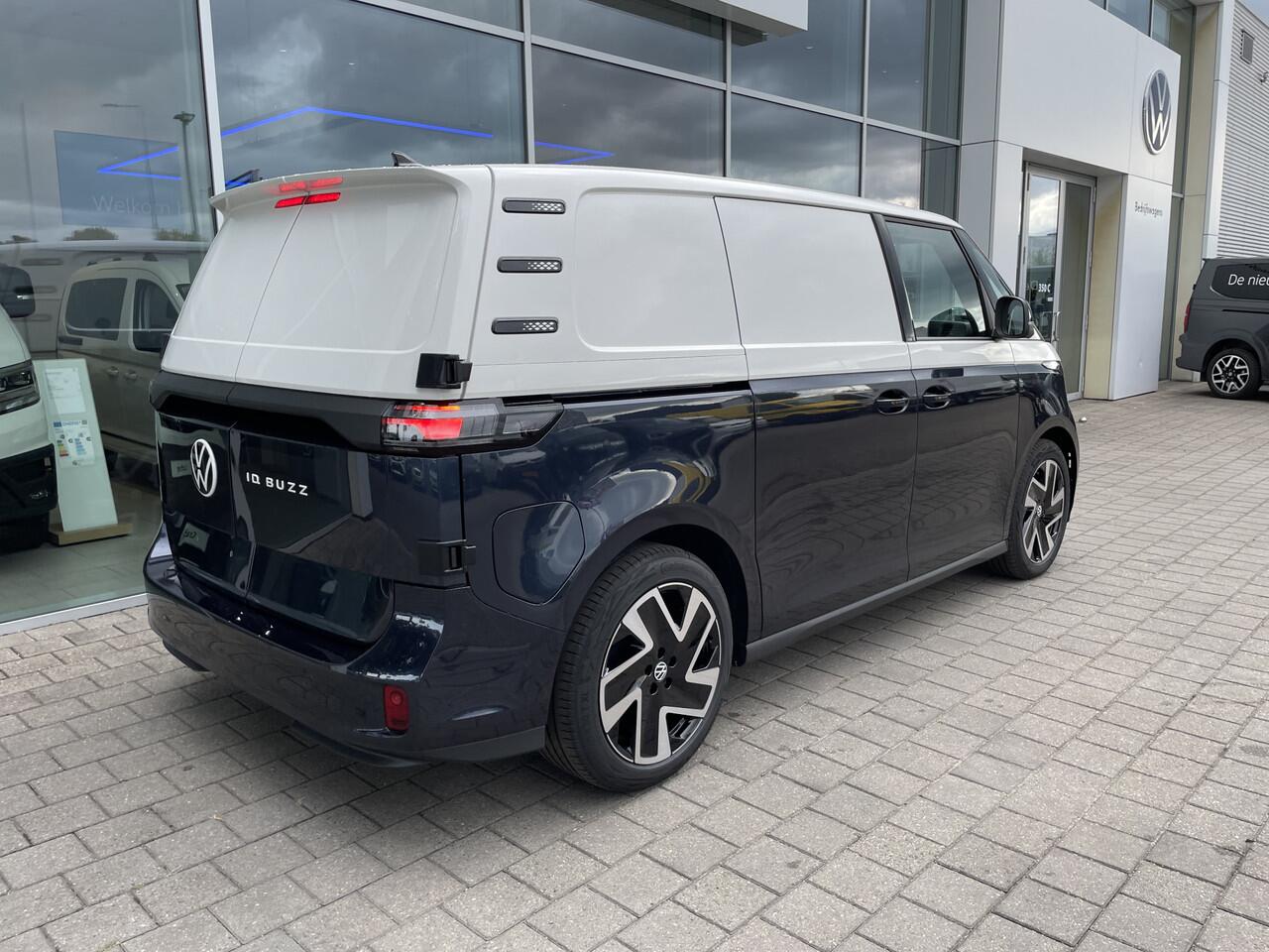 Volkswagen ID. Buzz Cargo Anniversary Edition 79 kWh 4MOTION 340 PK | Trekhaak 1.800KG trekken | 360 graden camera | Achterdeuren