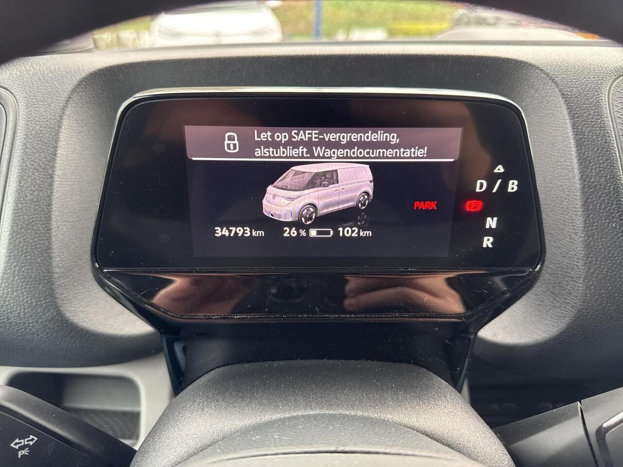 Volkswagen ID. Buzz Cargo 77 kWh L1 | Trekhaak | Camera | SOH 97% |