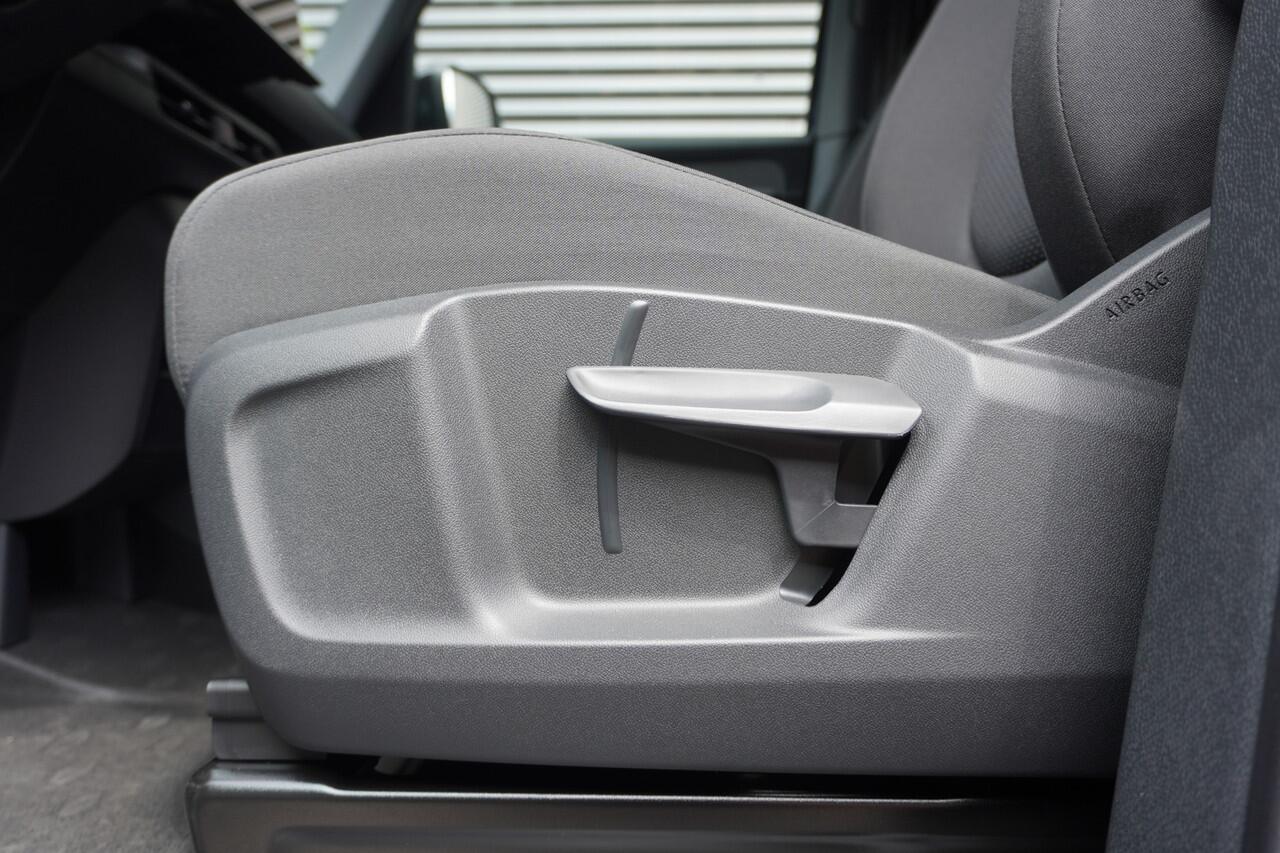 Volkswagen ID. Buzz Cargo ID. Buzz Cargo 286 pk ID. Buzz Cargo 286 pk, Achteruitrijcamera, Comfortstoelen met armleuning, Navigatie, Achterdeuren zonder ruit, Trekhaak