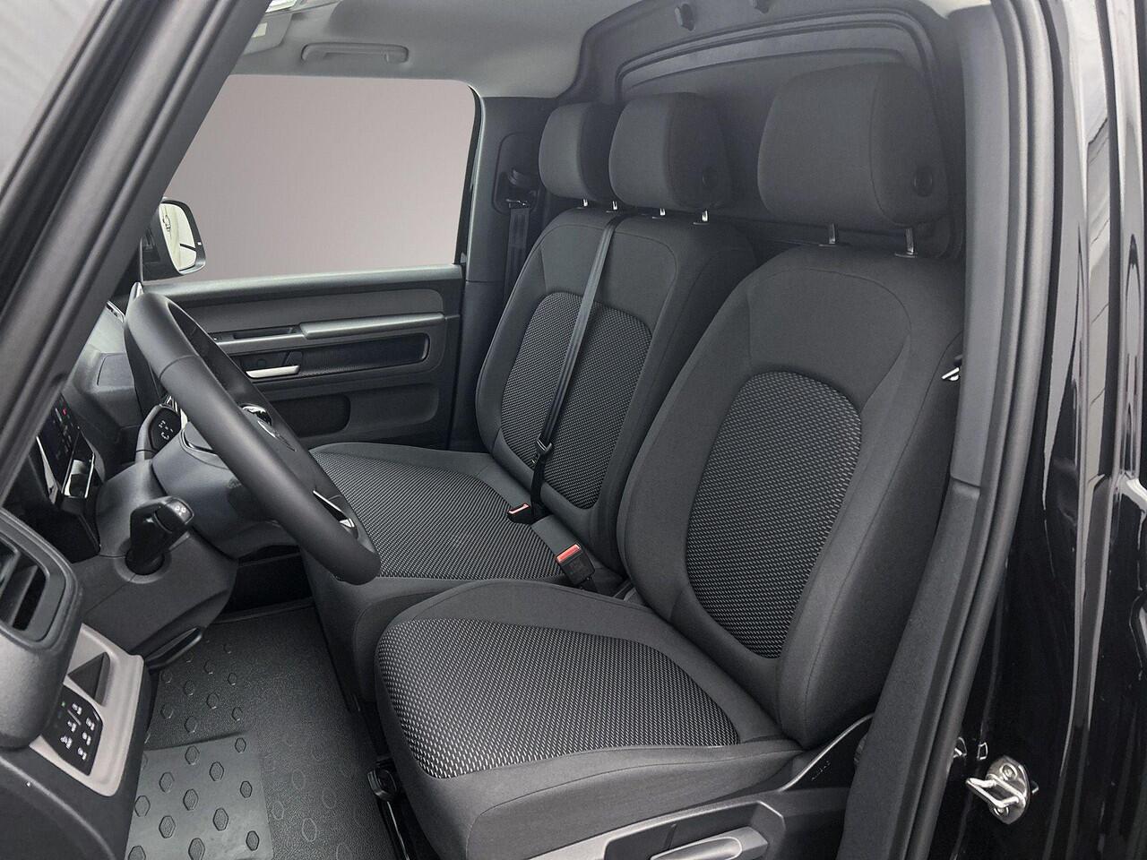 Volkswagen ID. Buzz Cargo Anniversary Edition 170pk 59kWh > netto prijs excl. BTW en kosten rijklaarmaken < | Climatronic | ACC | Stoelverwarming | Trekhaak |