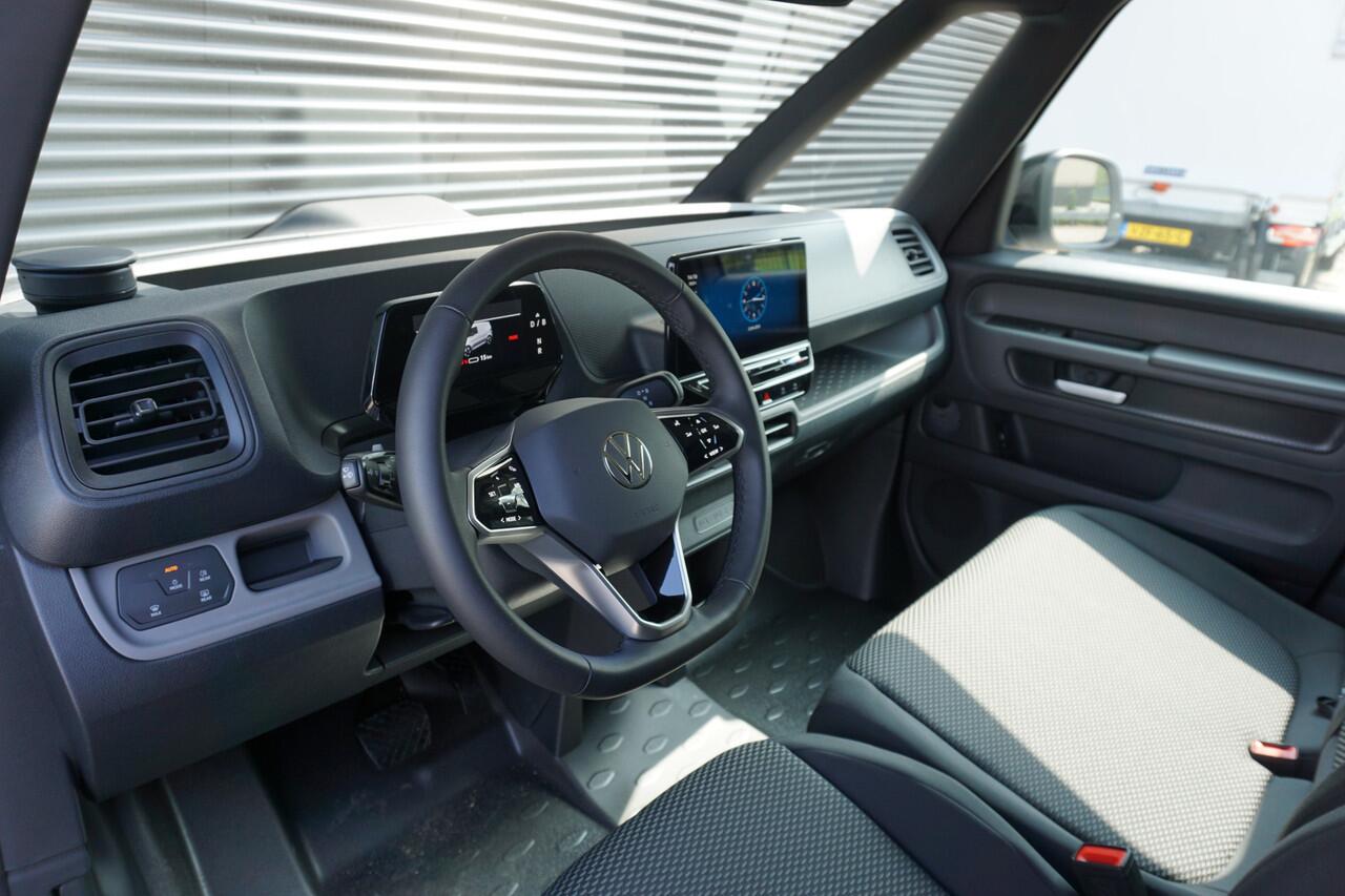 Volkswagen ID. Buzz Cargo Exclusive Edition 21" Velgen Open en Close pakket ACC Apple Carplay Camera Trekhaak