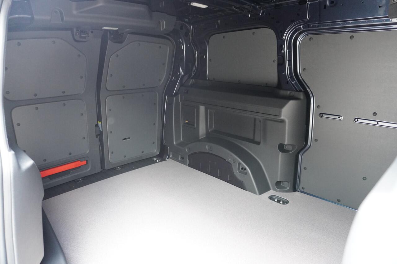 Volkswagen ID. Buzz Cargo ID. Buzz Cargo 286 pk ID. Buzz Cargo 286 pk, Achteruitrijcamera, Comfortstoelen met armleuning, Navigatie, Achterdeuren zonder ruit, Trekhaak