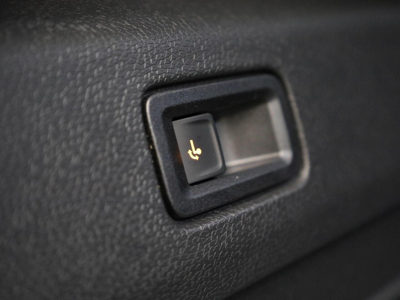 Volkswagen ID. Buzz Cargo Bedrijfswagens Anniversary Edition 59Kwh / 170pk 723994