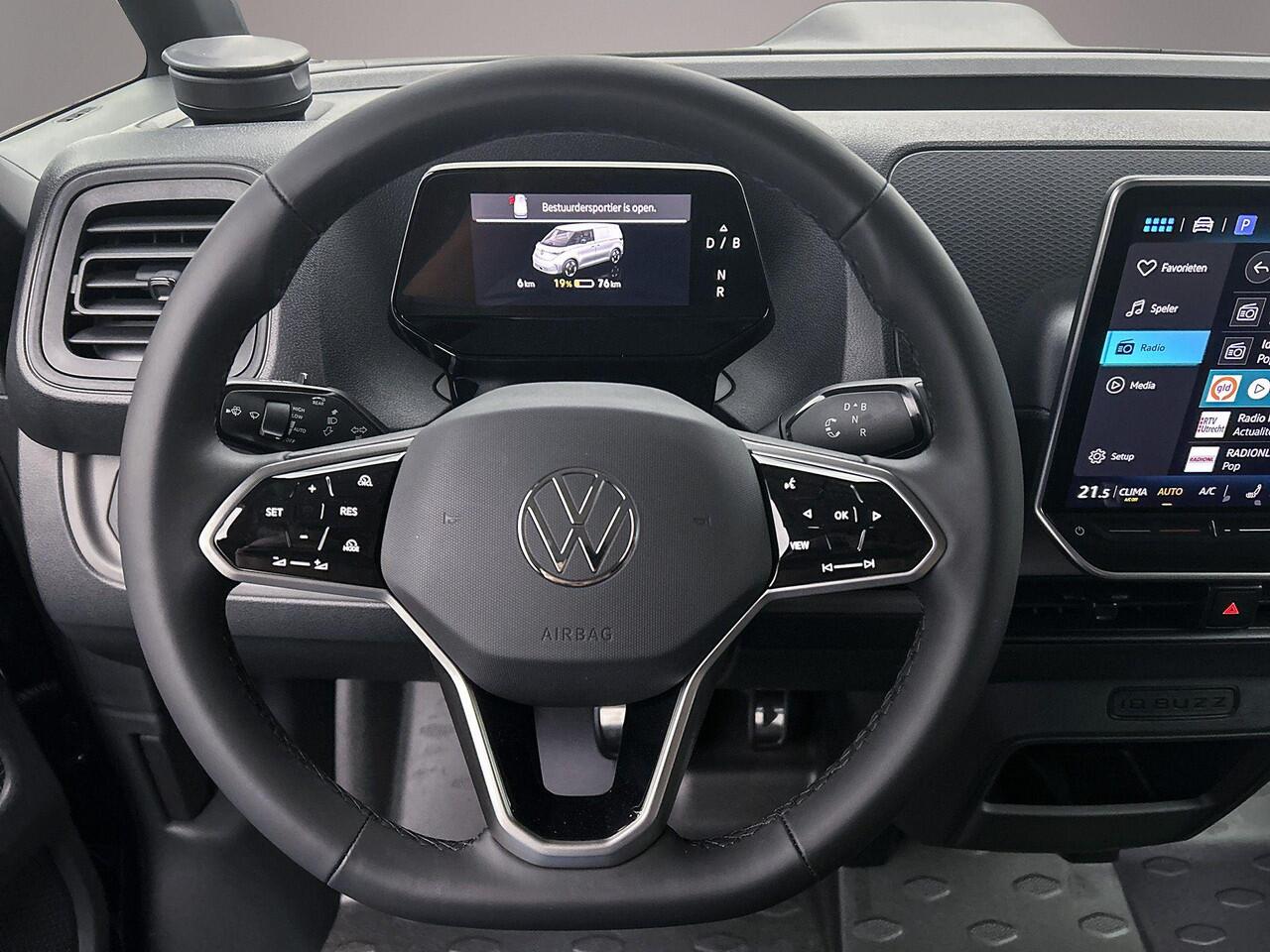 Volkswagen ID. Buzz Cargo Anniversary Edition 286pk 79 kWh > netto prijs excl. BTW en kosten rijklaarmaken < | Climatronic | Trekhaak | ACC |