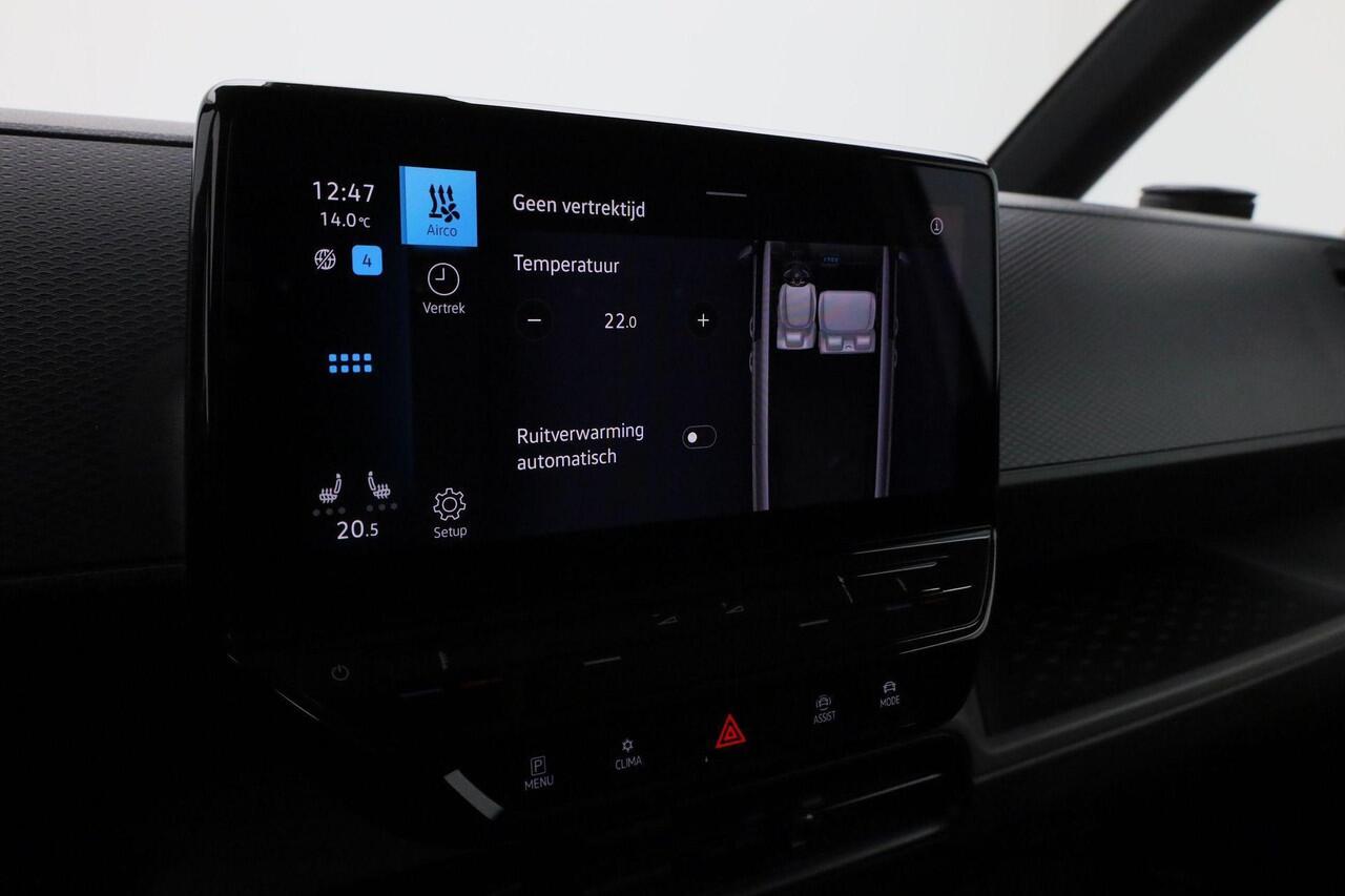 Volkswagen ID. Buzz Cargo 77 kWh 204 pk | Trekhaak | 3-zits | Achteruitrijcamera | Stoelverwarming | Adaptive Cruise | Keyless Entry