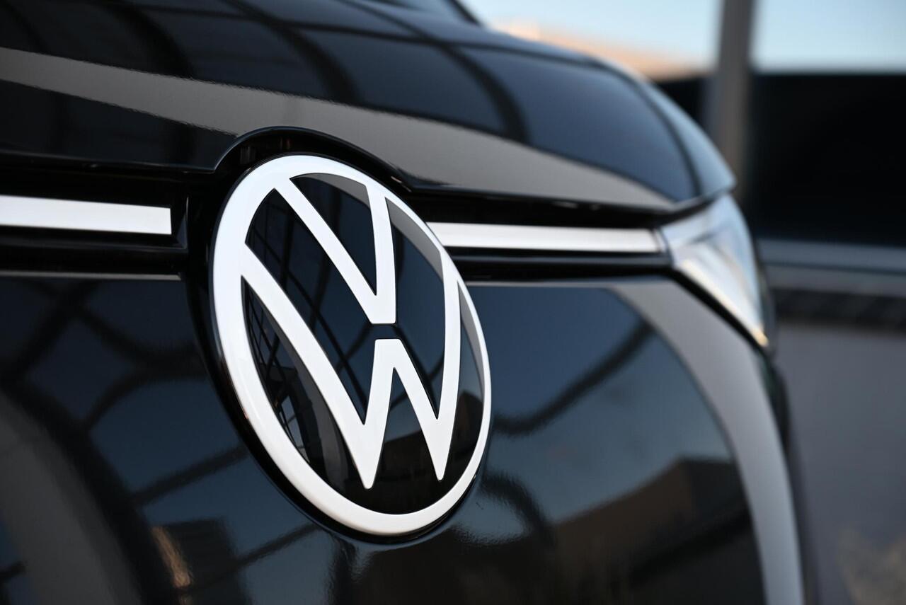 Volkswagen ID. Buzz Cargo 79 kWh 286 PK | Black Edition 79kWh?454km?¤479 P.M.