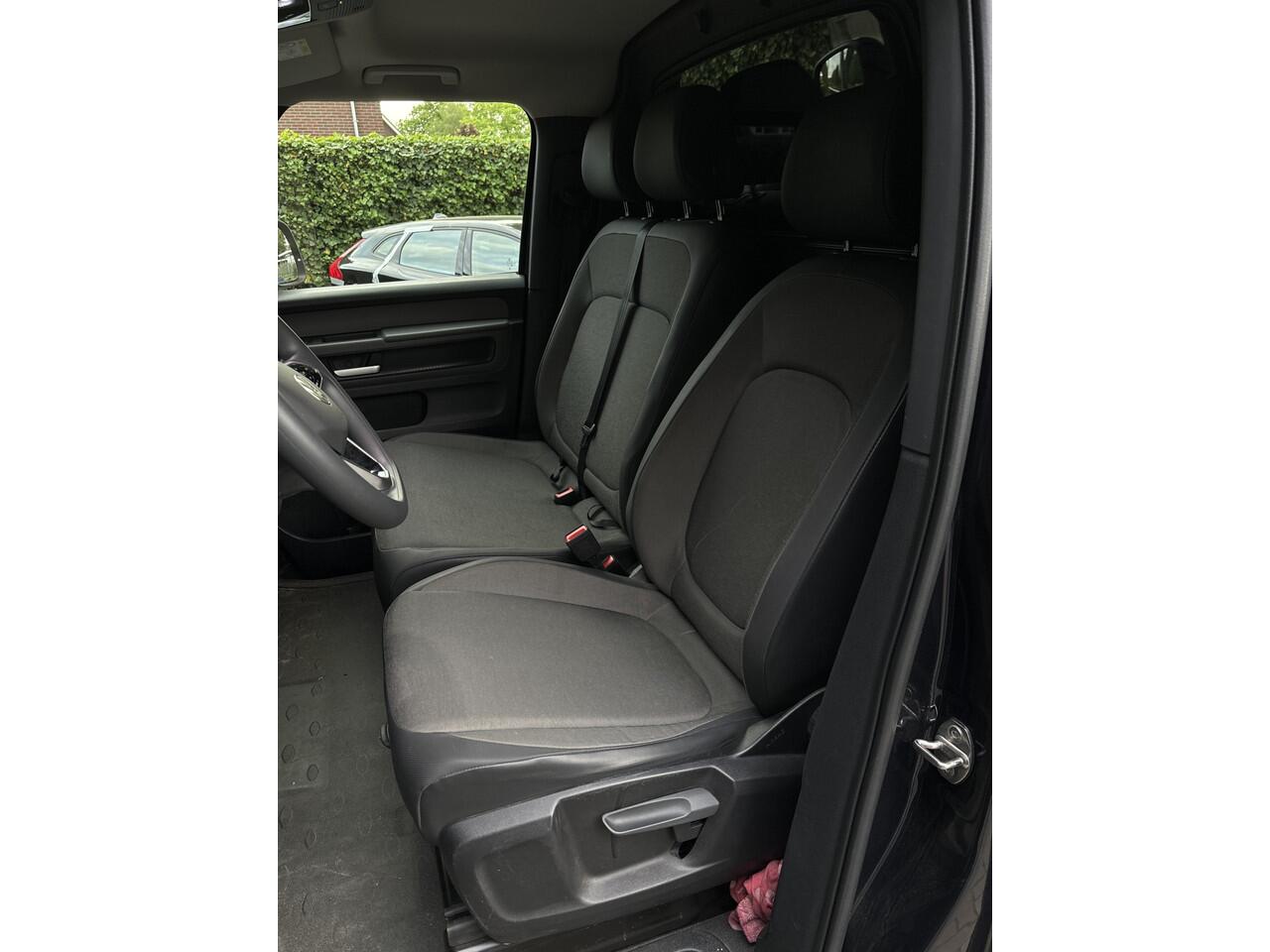 Volkswagen ID. Buzz Cargo 77 kWh - PDC - LMV -