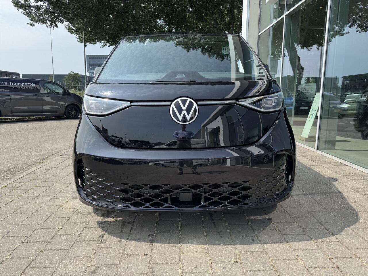 Volkswagen ID. Buzz Cargo LEASE EDITION **850EU per maand!** 79 kWh 286 PK | Trekhaak | 3 Zits | App Connect | Camera