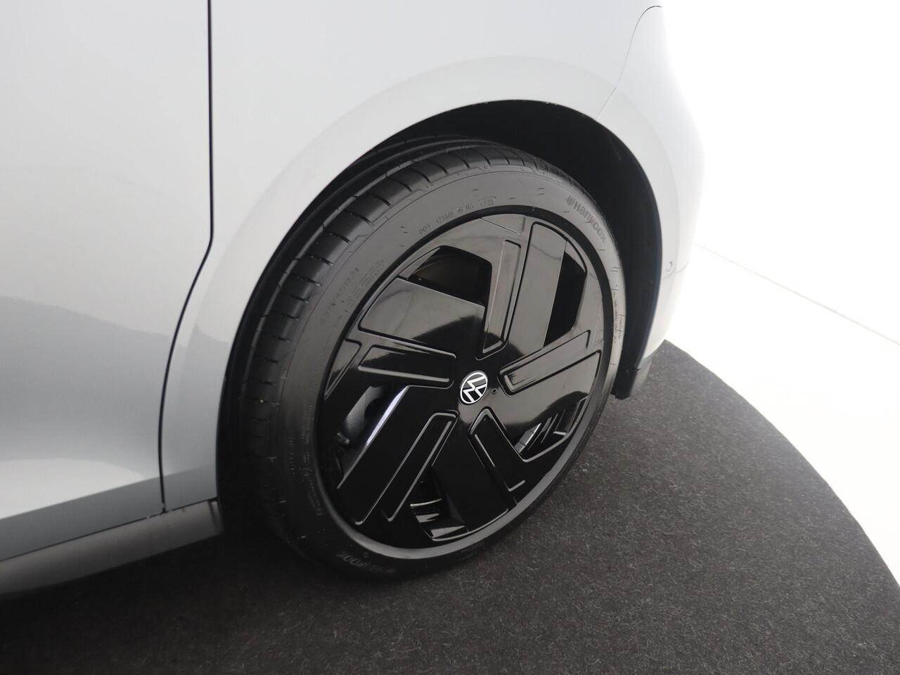 Volkswagen ID. Buzz GTX 250 kW (340 pk) 4M Elektromotor 7pers | 7 zits pakket | Bekleding, 'ArtVelours' GTX Premium | Velgen 'Caracas', 21 inch lichtmetaal | Open & Close Pakket Plus |