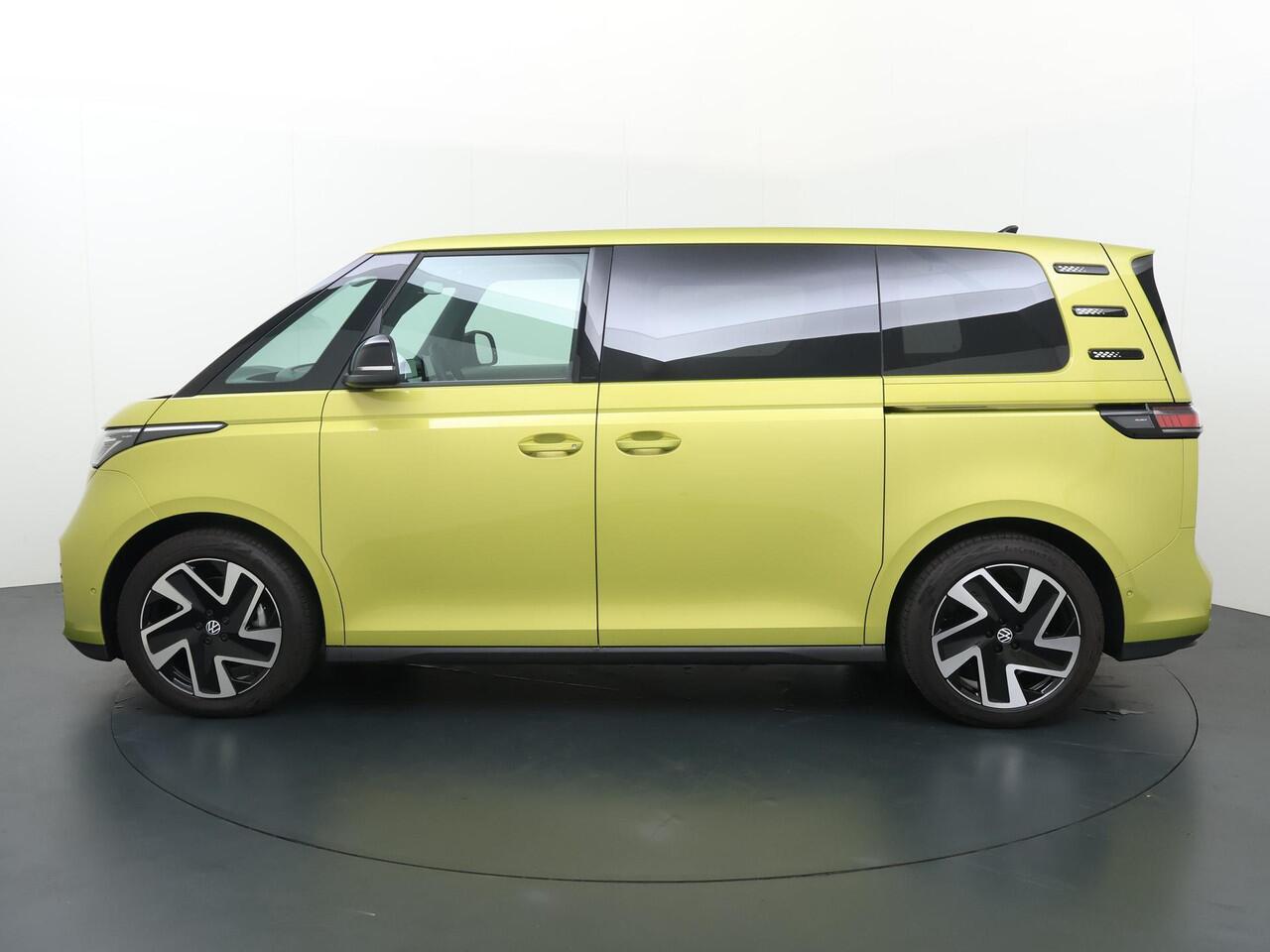 Volkswagen ID. Buzz Pro Advantage 204 Pk 82 kWh | First Edition | Elektr. Schuifdeuren & Achterklep | LM 20" Solna | Design Pakket | Open & Close Pakket Plus |