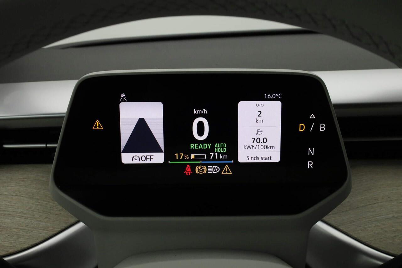 Volkswagen ID. Buzz 1st 77kWh 204 pk | IQ Light | Stuur-/stoelverwarming | Achteruitrijcamera | Navigatie | Adaptive Cruise