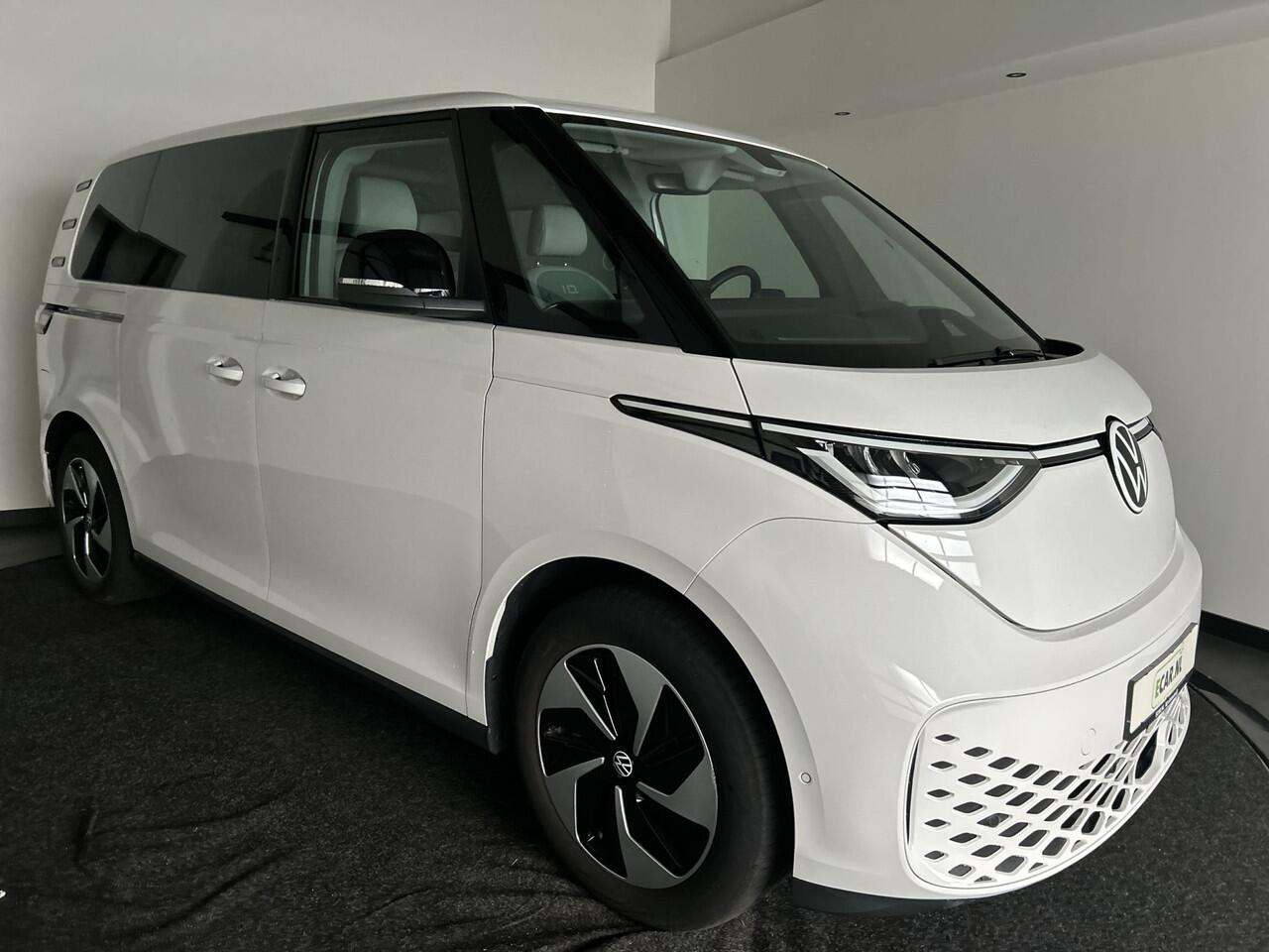 Volkswagen ID. Buzz Pro 77kWh | 19" Tilburg Velgen | Park Assist | LED | Camera | Schuifdeuren Links & Rechts