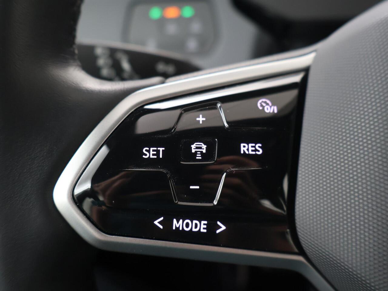 Volkswagen ID.3 Life 58 kWh | 204 PK | SoH 85% | Adaptive cruise control | Climate control | Apple Carplay/Android Auto |