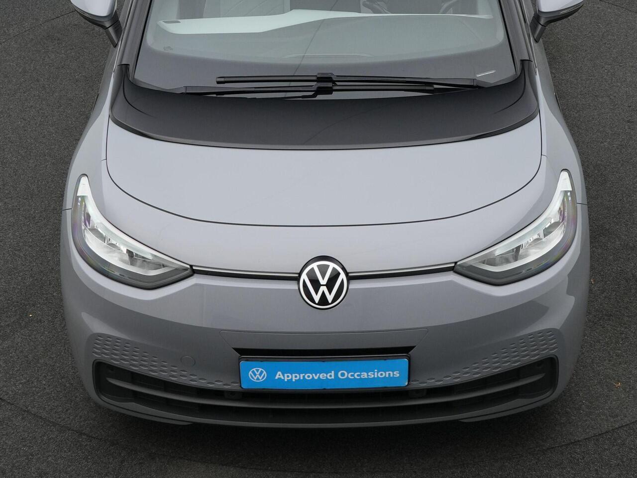 Volkswagen ID.3 Pro 58 kWh 145 pk | Leder/alcantara | Achteruitrijcamera | Navigatie | Adaptive Cruise