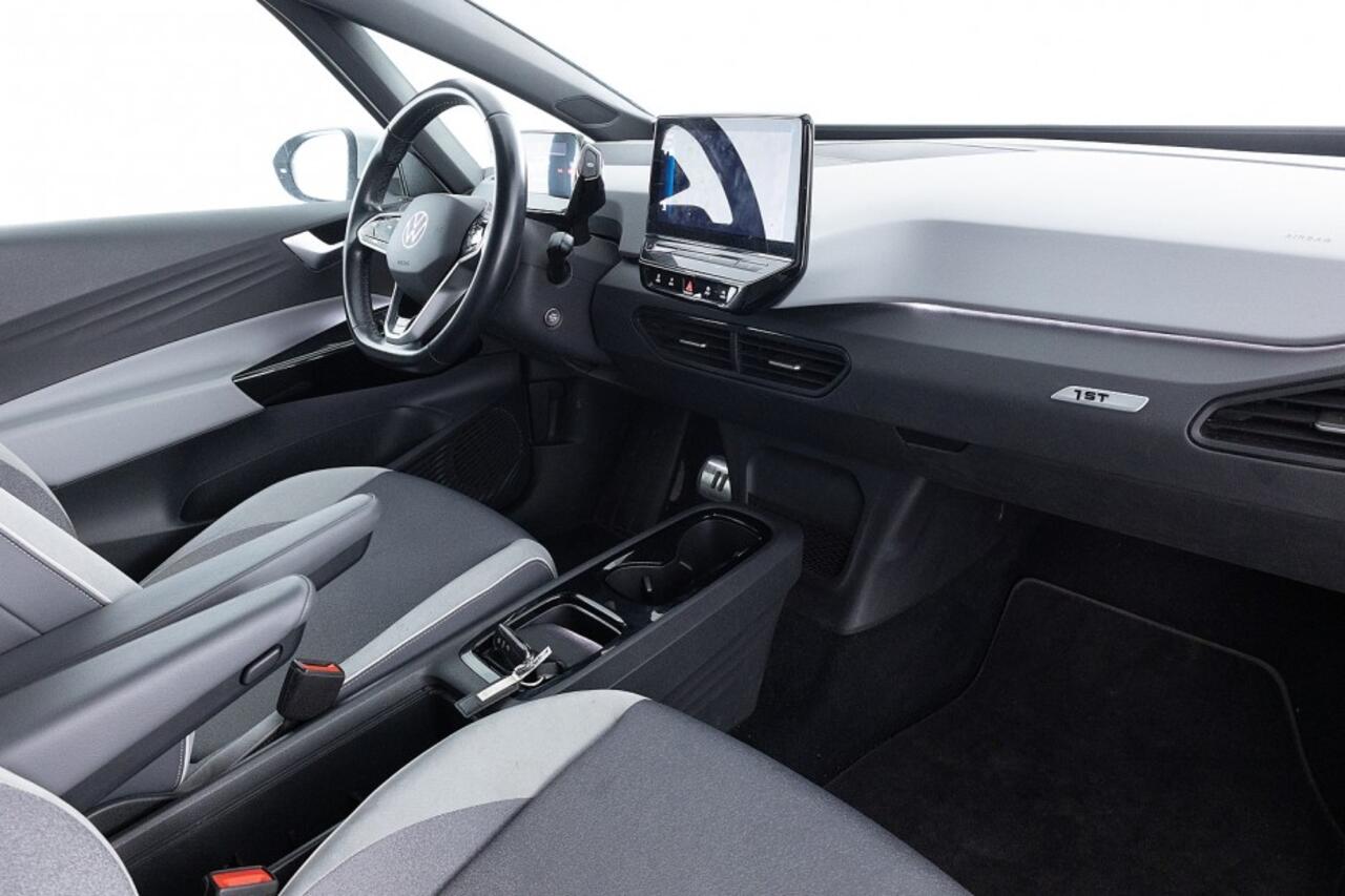 Volkswagen ID.3 First Plus 58 kWh | Full LED | NAVI *SOH91%* ? 1e Eigenaar