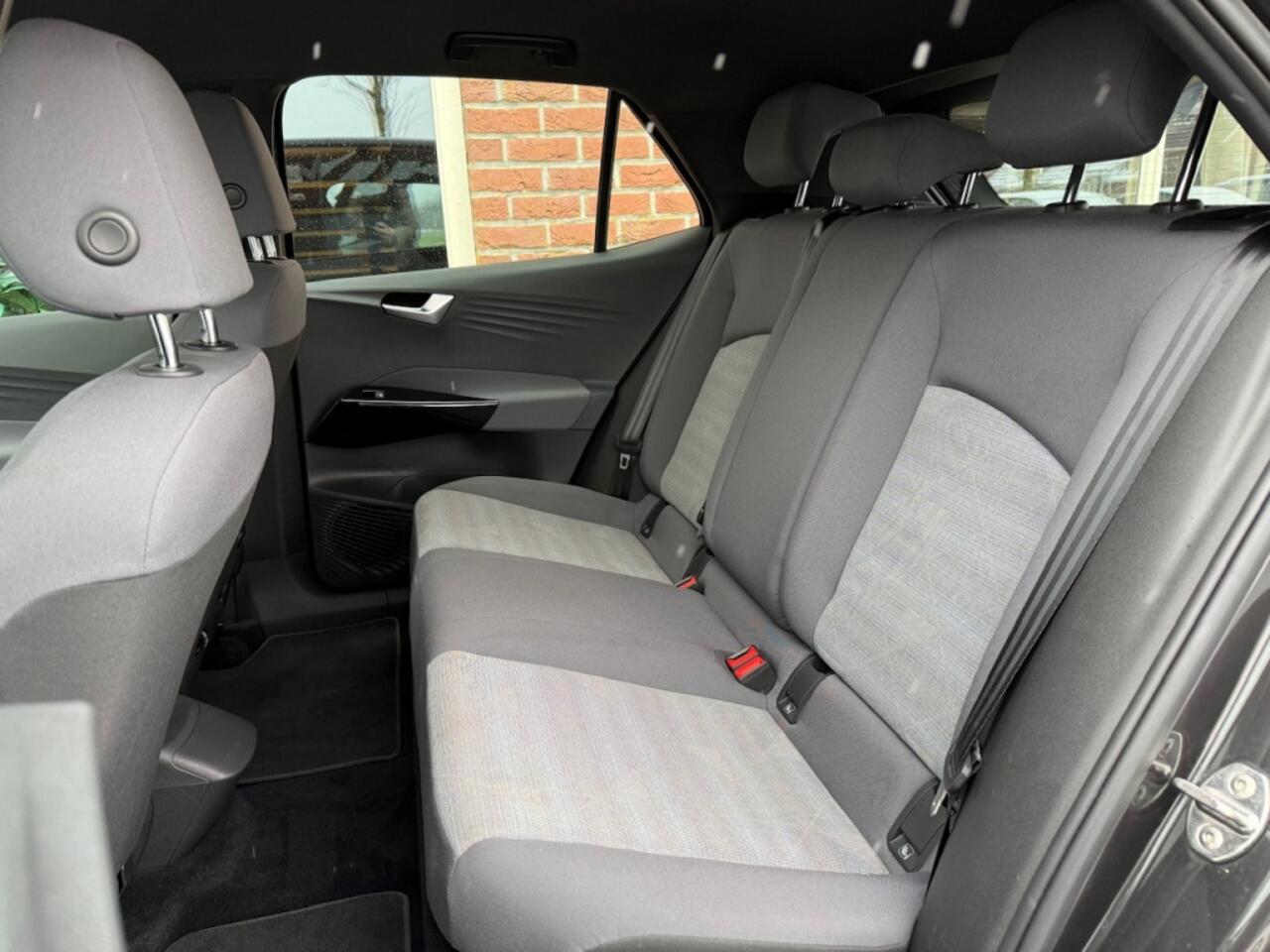 Volkswagen ID.3 First 58 kWh 91% SOH / FASE 3 / STOELVERW. / CARPLAY / ANDROID /