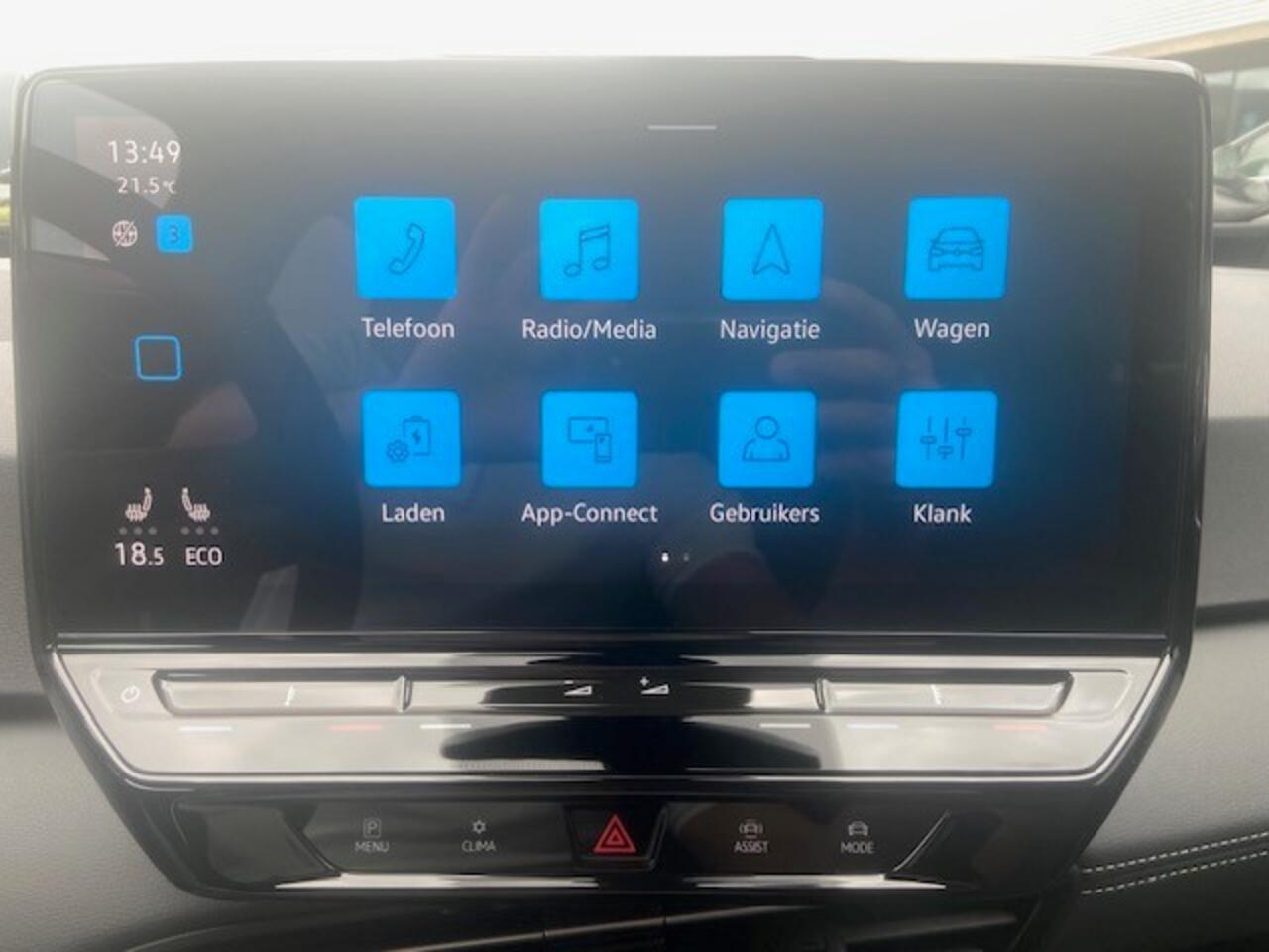 Volkswagen ID.3 Pro Business 59 kWh / Carplay /Camera / 19" LM / Navi