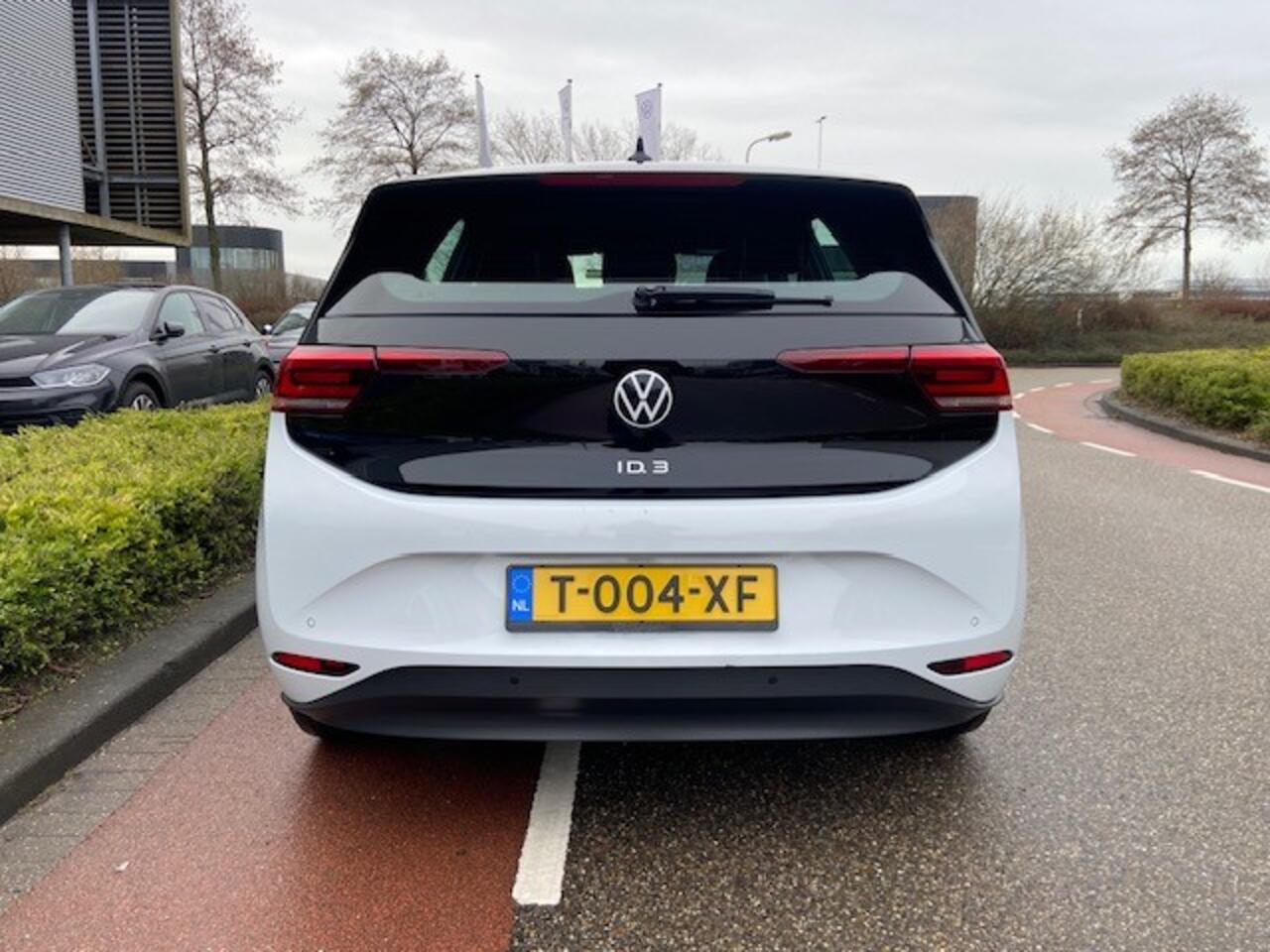 Volkswagen ID.3 Pro 58 kWh / Navi / Voorstoelen verwarmd / App-Connect / Parkeersensoren