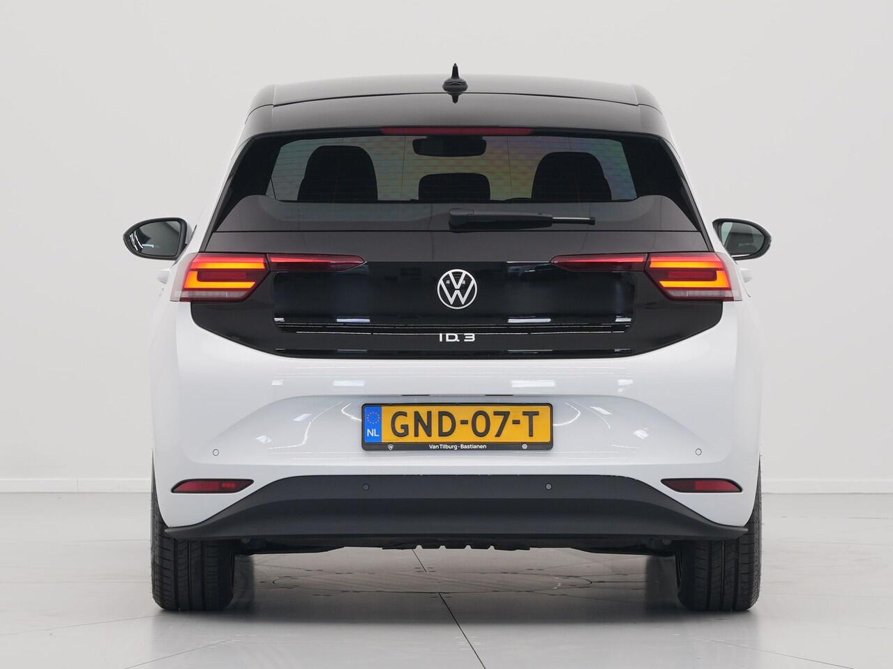 Volkswagen ID.3 Pure Oranje Edition 52 kWh Navigatie 19"velgen Privacy glas Les Pdc 253