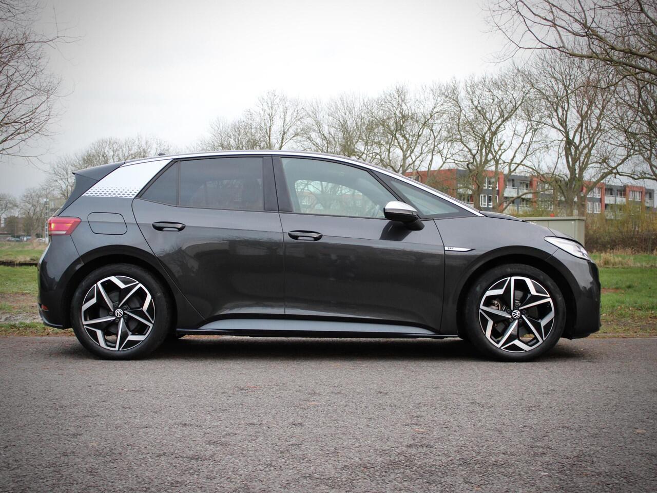 Volkswagen ID.3 First Plus 58 kWh ACC Stoel/ Stuurvw LED