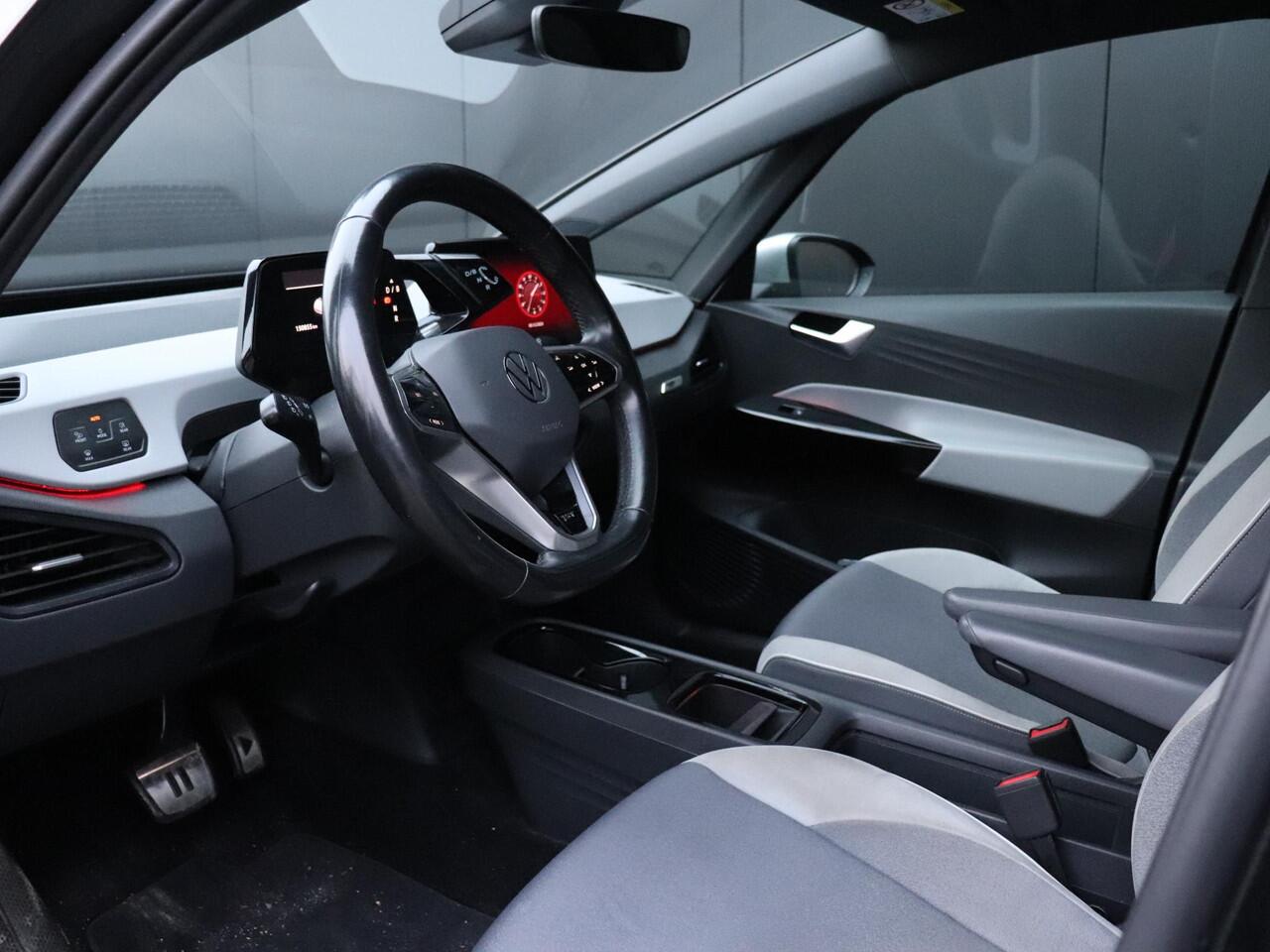 Volkswagen ID.3 First Plus 58 kWh | CAMERA | SOH 92,6% | CRUISE | NAVI | APPLE CARPLAY | STOEL/STUURVERW. |