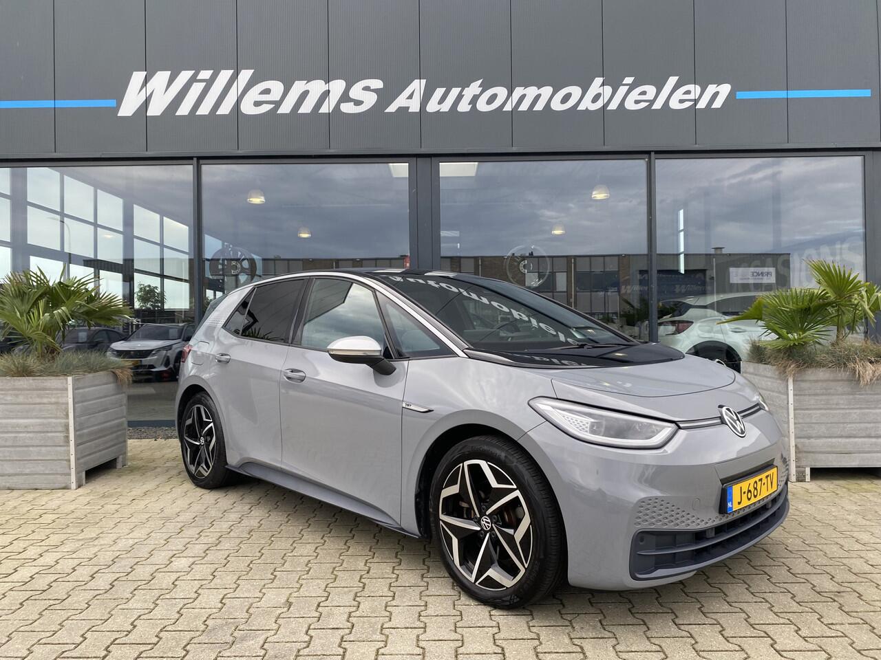 Volkswagen ID.3 First Plus 58 kWh SOH 89% Stoelverwarming, Camera & Trekhaak