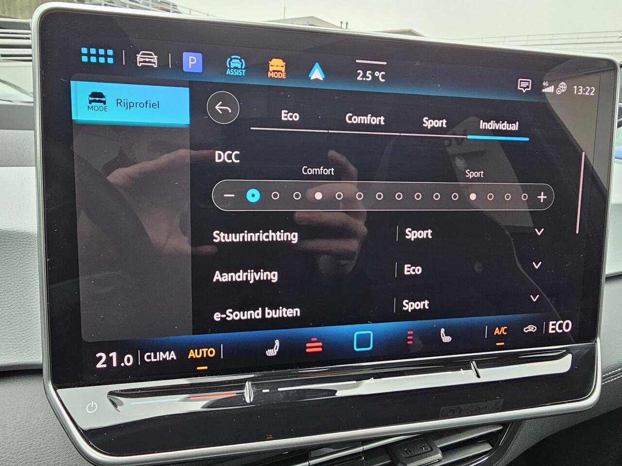 Volkswagen ID.3 Pro S Business 77 kWh | Assistance + | Top Sport int | Panoramadak | 20" Demonstratieauto, bel voor beschikbaarheid