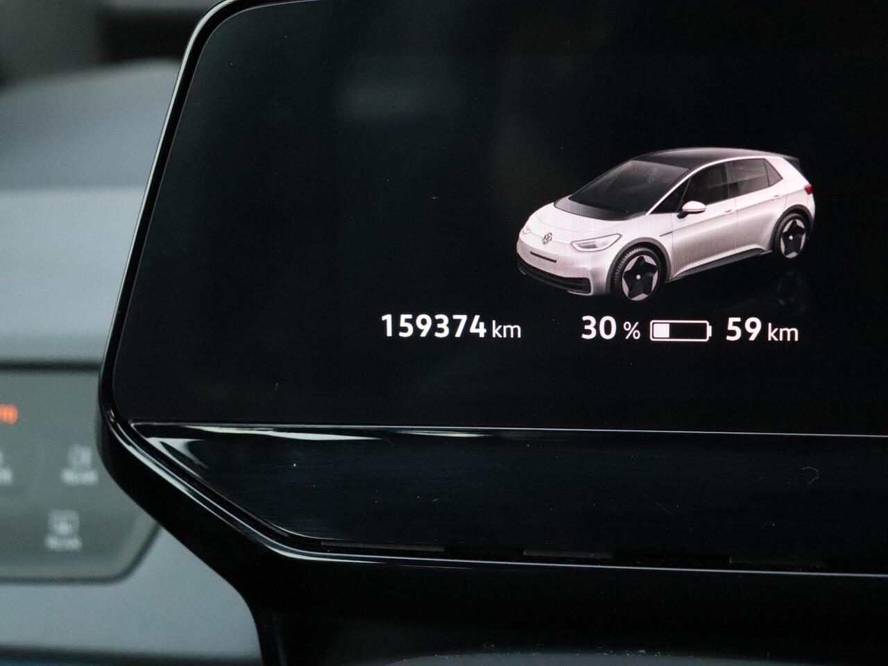 Volkswagen ID.3 First 58 kWh | PDC | SOH 91% | CRUISE | NAVI | APPLE CARPLAY | STOEL/STUURVERW. |