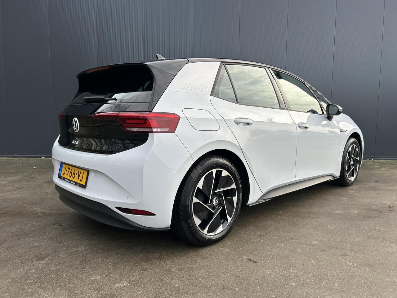 Volkswagen ID.3 First 58 kWh 1e EIGENAAR ADAPT CRUISE SFEER VERLICHTING LED NAVI ECC