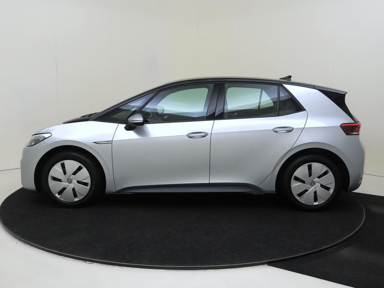 Volkswagen ID.3 Pro 58 kWh | SoH 91% | Parkeersensoren | Adaptieve cruise control | Voorverwarmingsinstalatie | CarPlay | Navigatie | Sfeerverlichting |