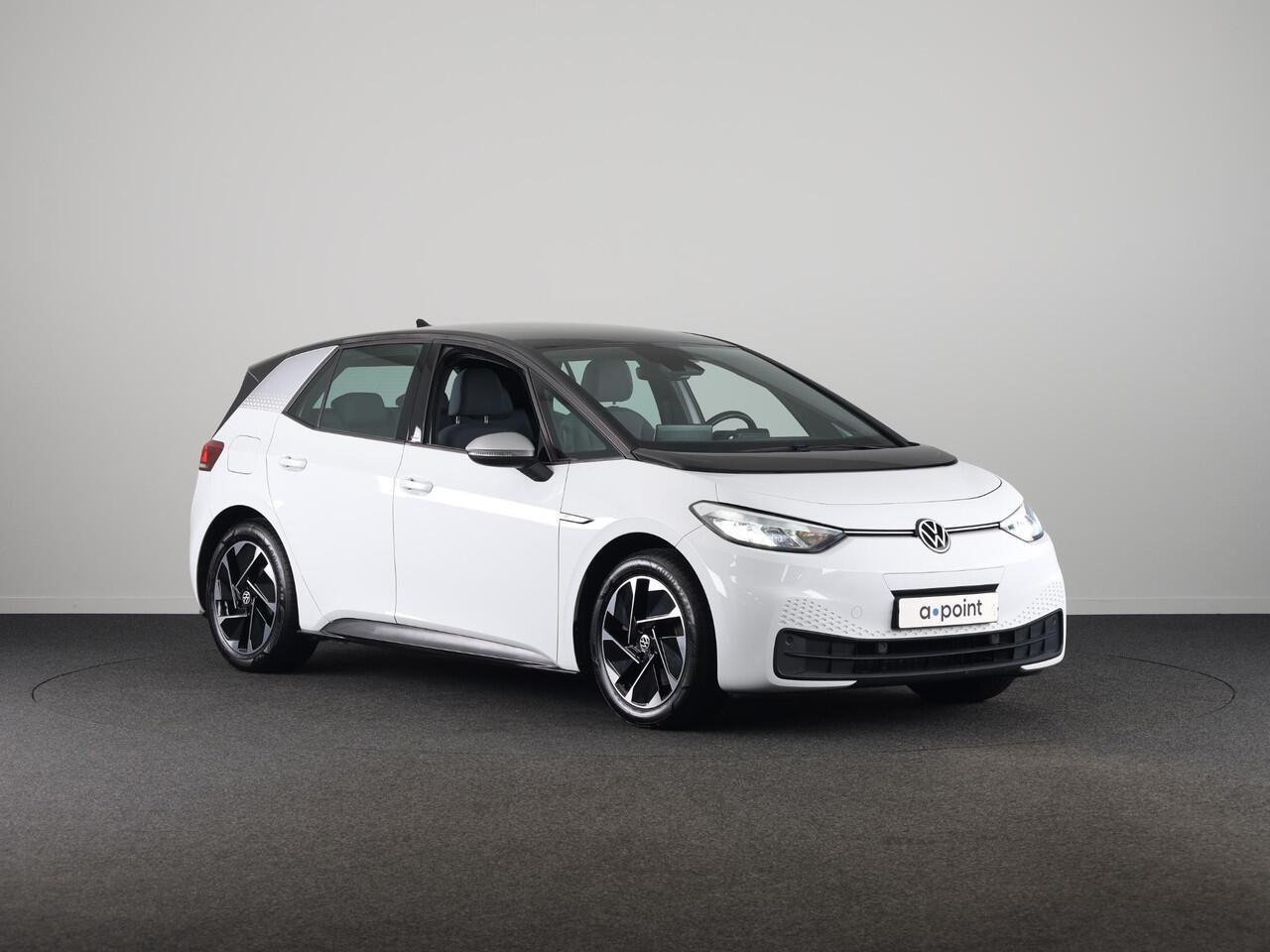 Volkswagen ID.3 First 58 kWh 204 PK | Steunhaak | Navigatie | Parkeersensoren | Stoelverwarming