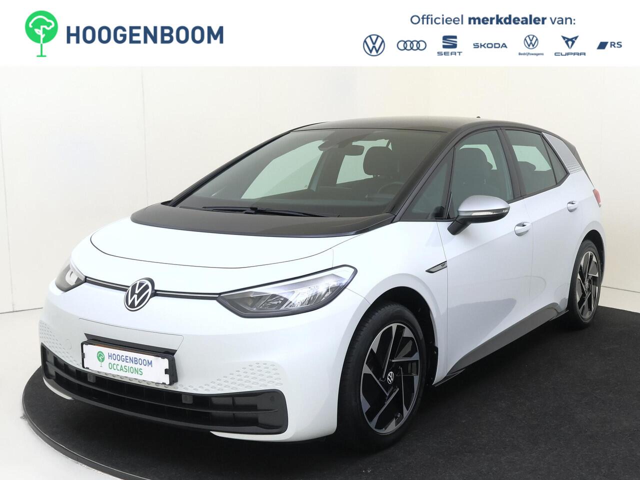 Volkswagen ID.3 First 58 kWh | Stoelverwarming | Navigatie | Adaptieve cruise control | CarPlay | Voorklimatisering | Parkeersensoren | Sfeerverlichting |