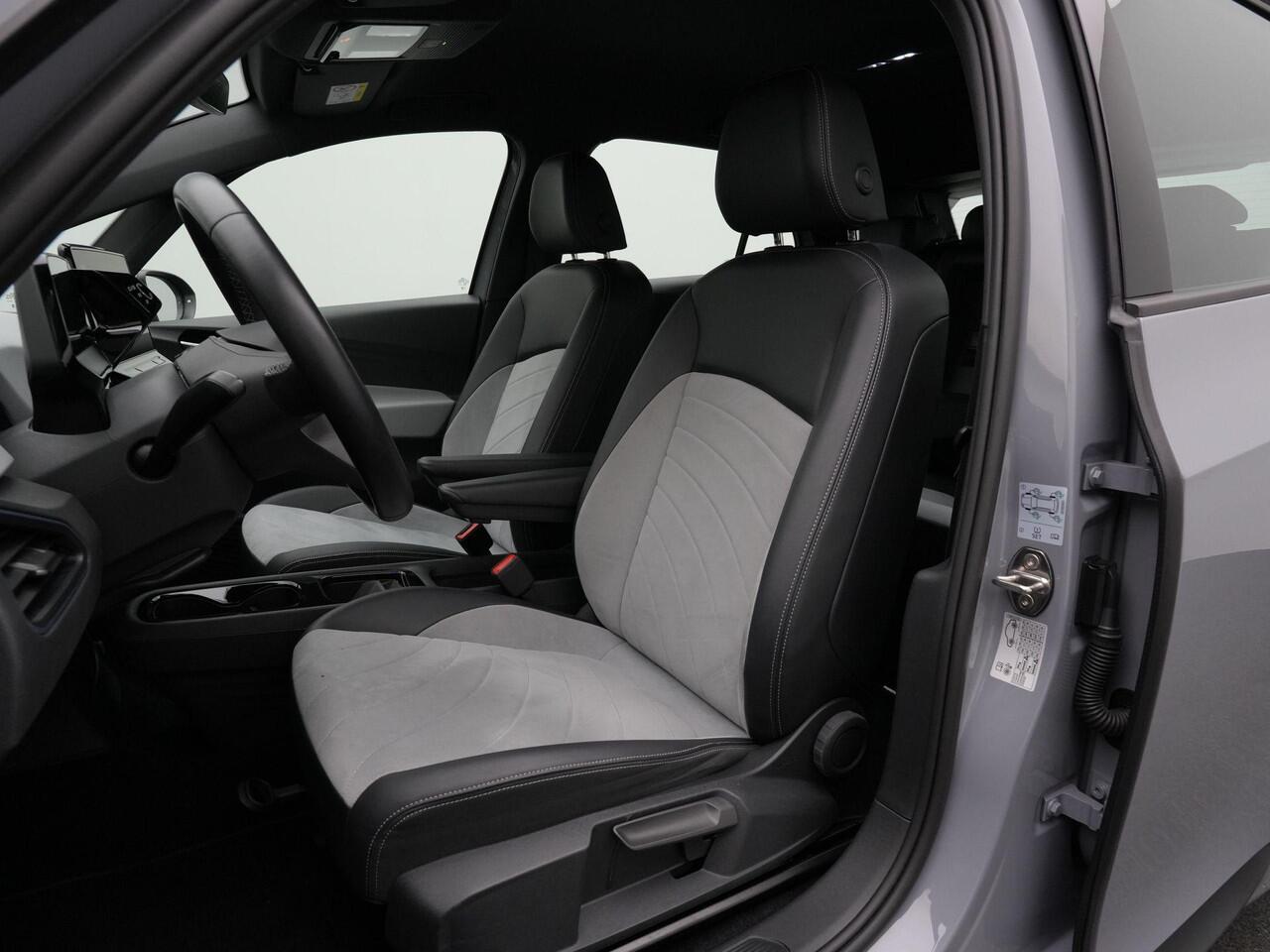 Volkswagen ID.3 Pro 58 kWh 145 pk | Leder/alcantara | Achteruitrijcamera | Navigatie | Adaptive Cruise