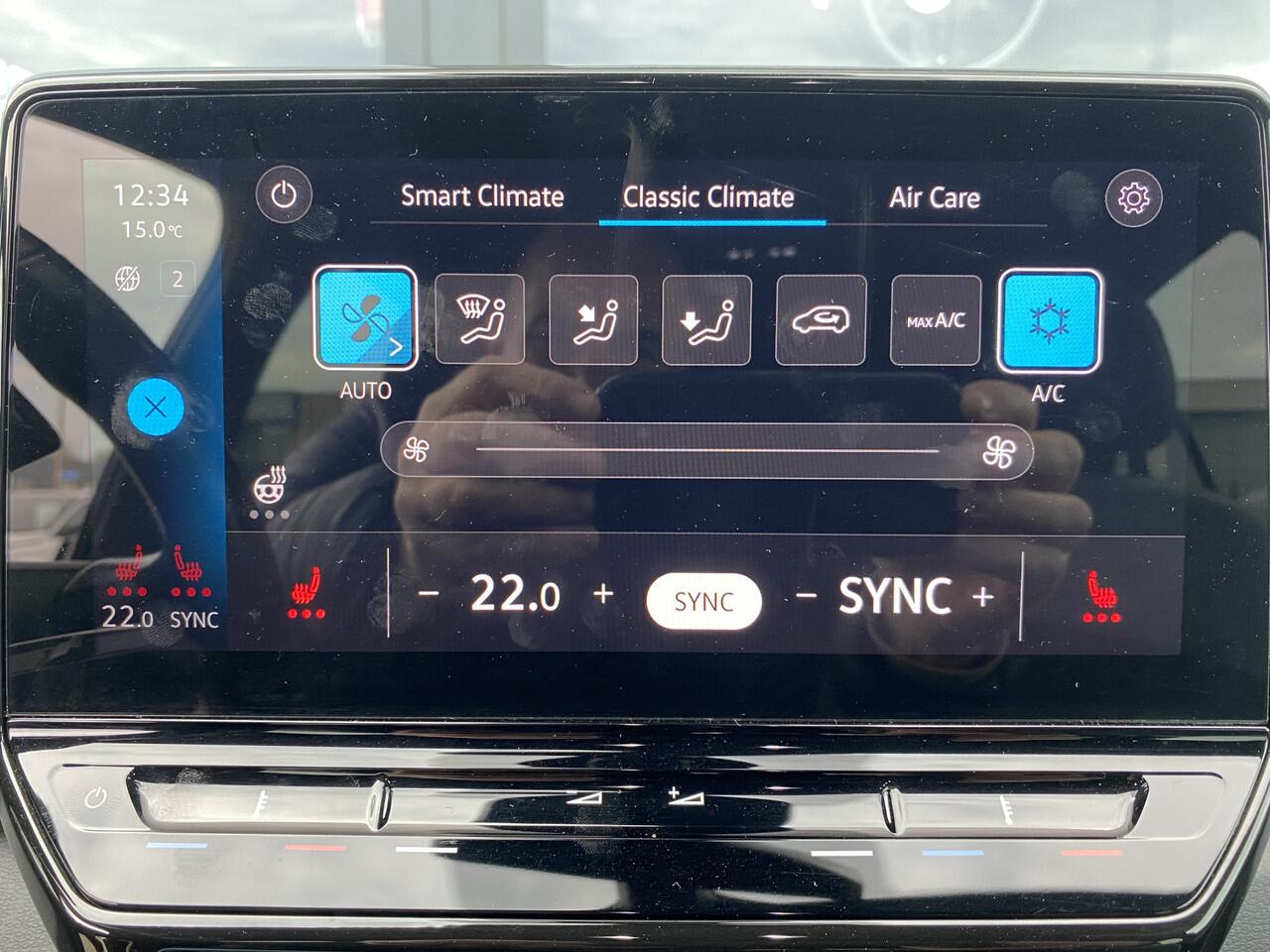 Volkswagen ID.3 First Plus 58 kWh SOH 89% Stoelverwarming, Camera & Trekhaak