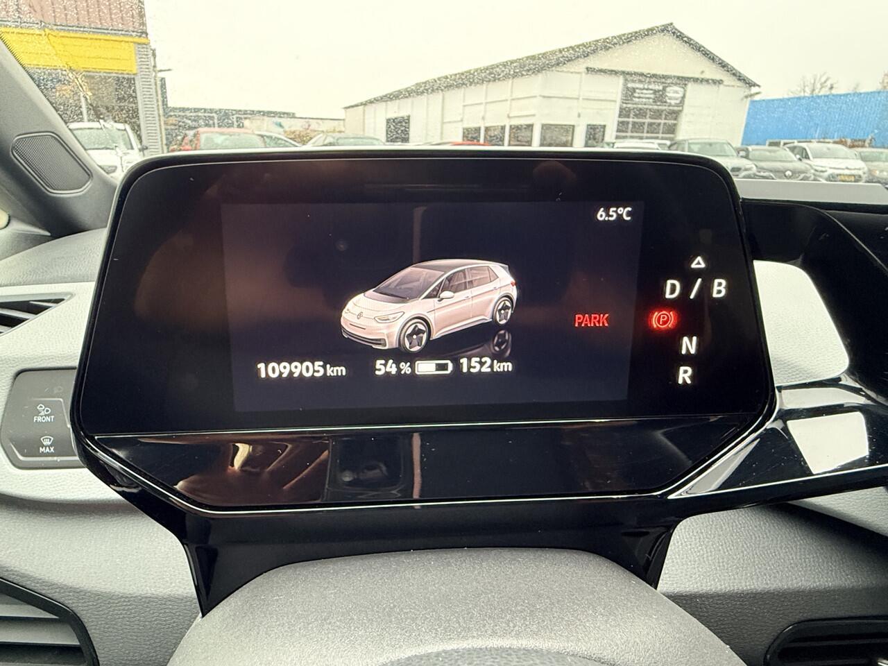 Volkswagen ID.3 First Plus 58 kWh | Matrix LED | Adapt. Cruise | Keyless | Stuur- en Stoelverwarming | PDC v+a incl. Camera