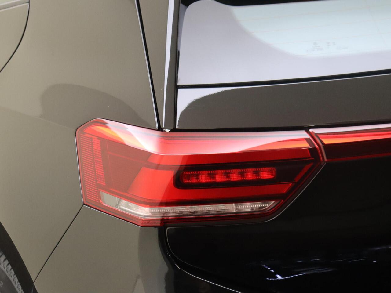 Volkswagen ID.3 Pro 59 kWh | SoH 91% | Parkeersensoren | Adaptieve cruise control | CarPlay | Navigatie | Stoel- en stuurwielverwarming | Elektrisch inklapbare buitenspiegels |