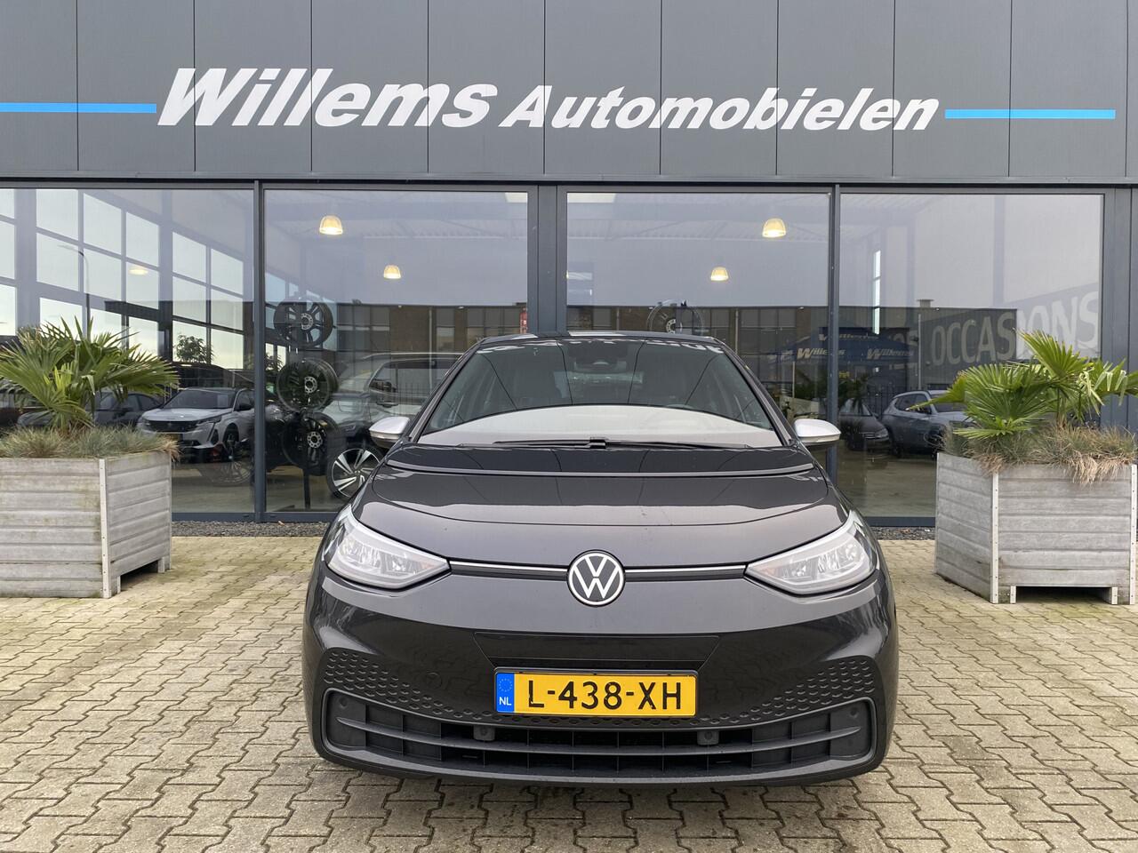 Volkswagen ID.3 Life 58 kWh 88% SOH Stoelverwarming, Adaptieve Cruise & App-Connect