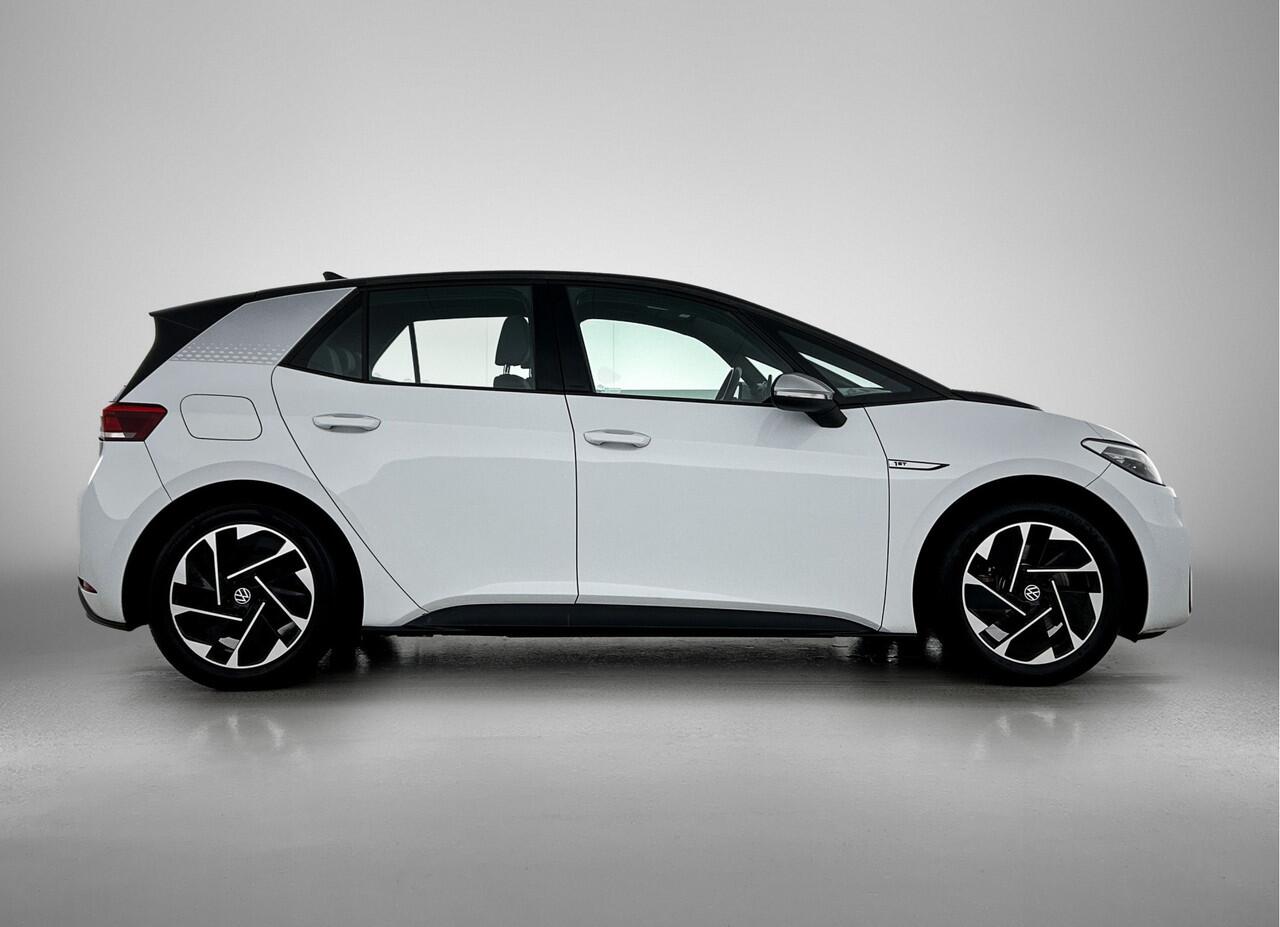Volkswagen ID.3 First 58 kWh | SOH 92,6% | Fietsendrager | Origineel NL! | NAP!