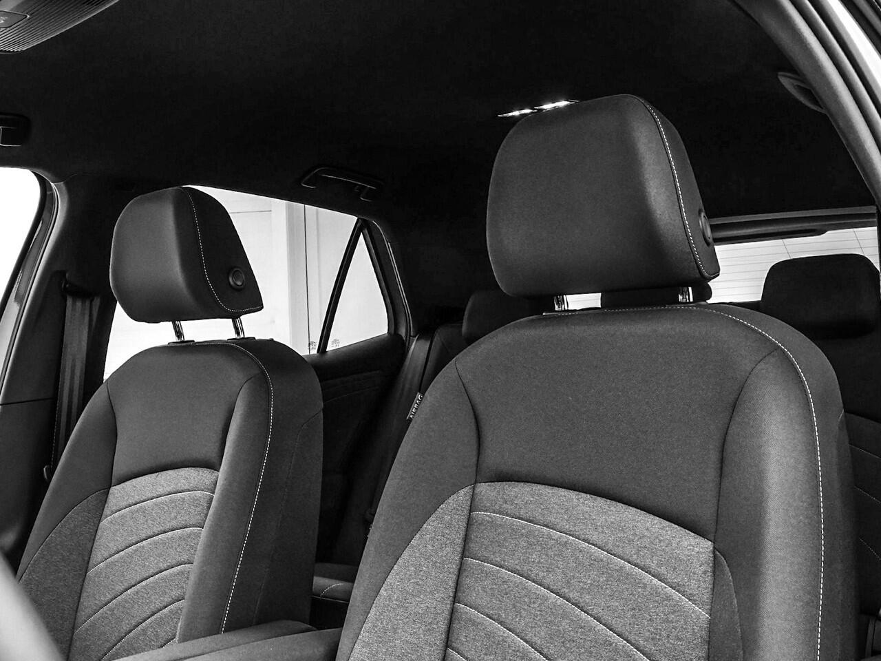 Volkswagen ID.3 Pro S Limited Edition 79 kWh accu. 204 PK · Achteruitrijcamera · Draadloze telefoonlader · voorstoelen en stuurwiel verwarmd ·