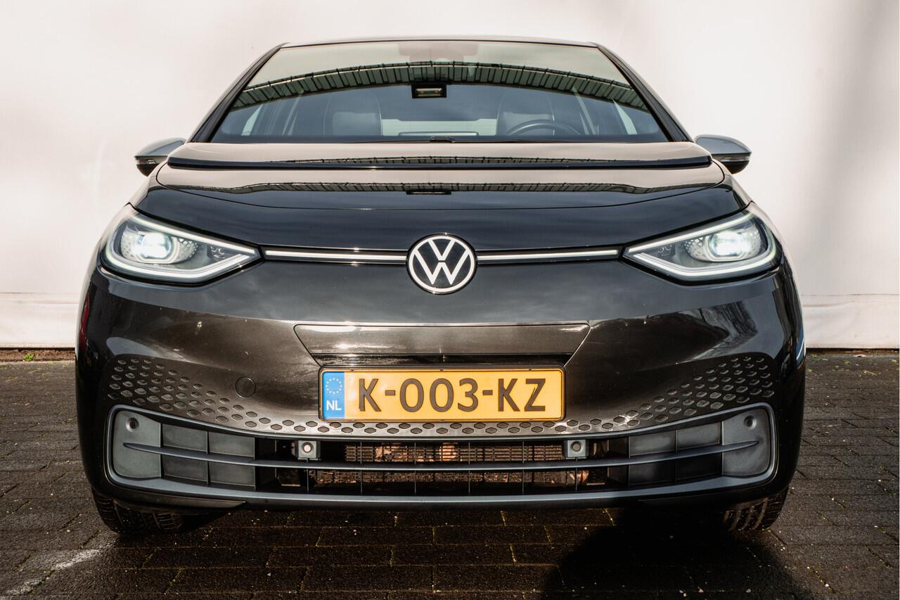 Volkswagen ID.3 First Max 58 kWh SOH 90% Panoramadak/ Stoelmassage/ IQ Led/ Stoel-stuurverwarming/ 20" Lmv/ Camera/ Carplay