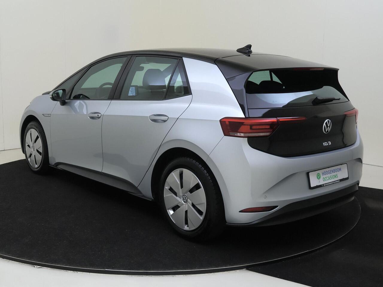 Volkswagen ID.3 Pro 58 kWh | SoH 91% | Parkeersensoren | Adaptieve cruise control | Voorverwarmingsinstalatie | CarPlay | Navigatie | Sfeerverlichting |