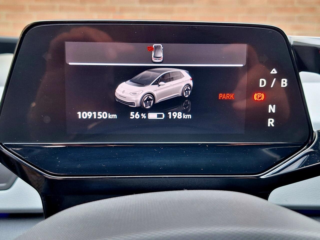 Volkswagen ID.3 First Edition Plus 58 kWh, Camera, Navi, 19"Lm velgen 1 Eigenaar!