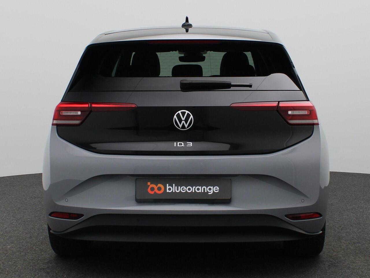 Volkswagen ID.3 Pro 58 kWh 204PK Aut. SOH 89%, Warmtepomp, Matrix LED-Verlichting, Stoel-Stuurverwarming, Keyless, Achteruitrijcamera, Navi, 18" LM Velgen