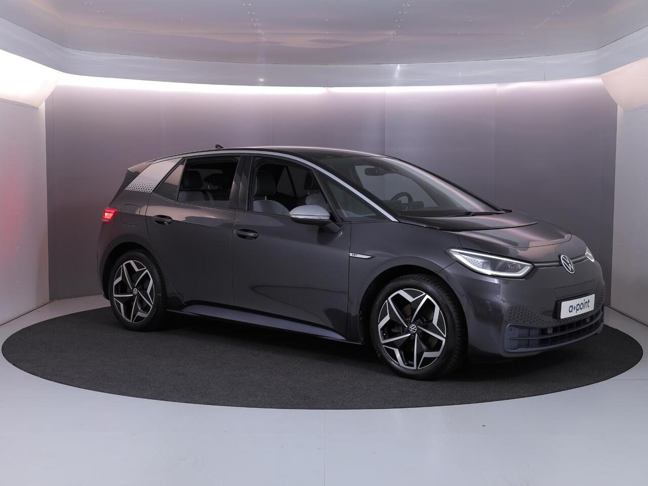 Volkswagen ID.3 First Plus 58 kWh 19'LMvelgen| verwarmd stuur en voorstoelen | Camera| SOH 89%