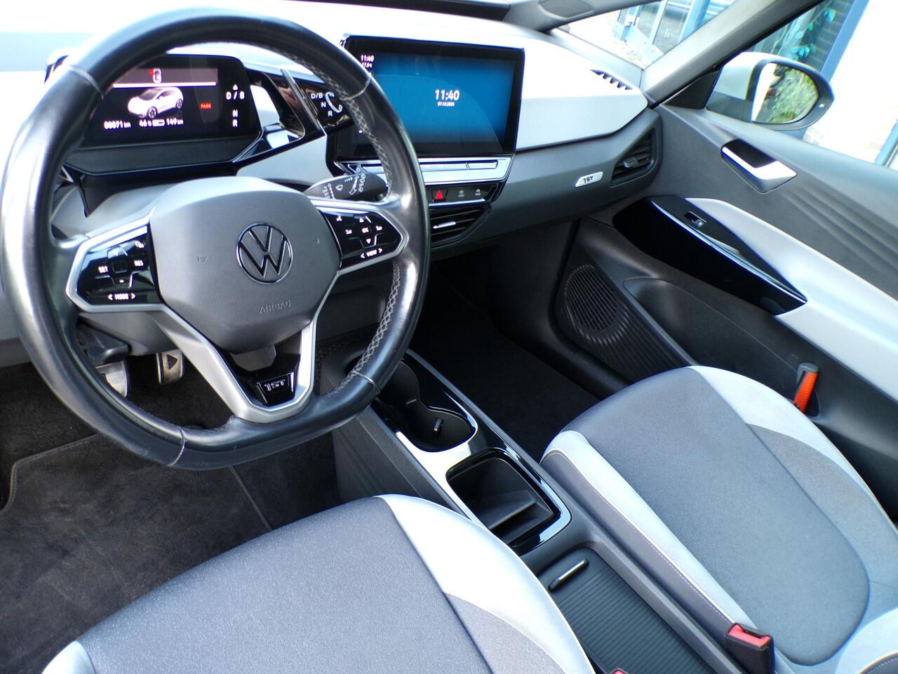 Volkswagen ID.3 First Plus 58 kWh, SOH 94% / Full LED / Carplay + Android Auto / Camera + Sensoren / Adaptive Cruise / 19' LMV