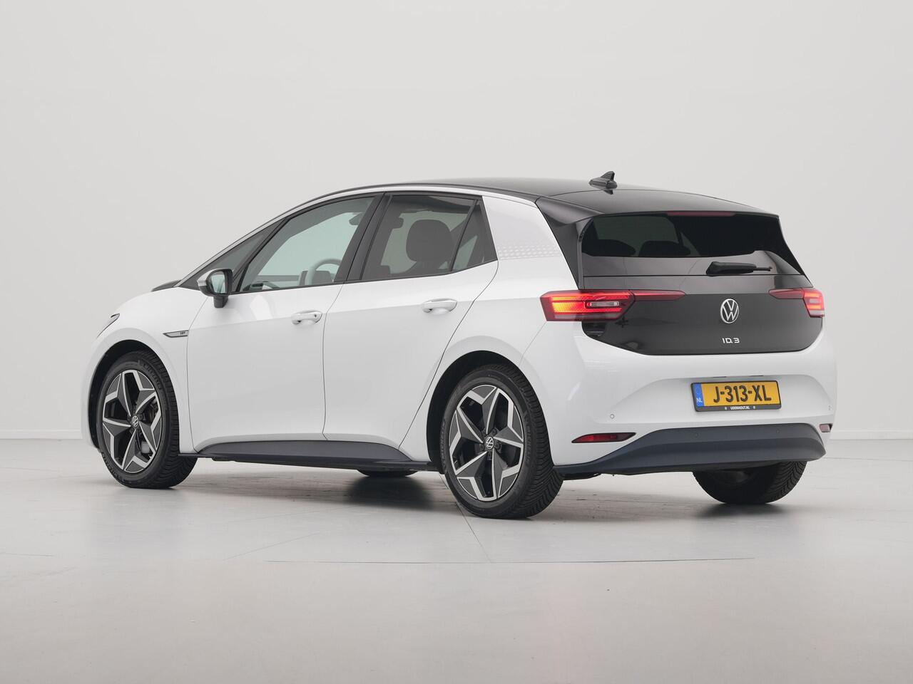 Volkswagen ID.3 First Plus 58 kWh 204pk Navigatie Camera Acc Stoelverwarming Carplay 049