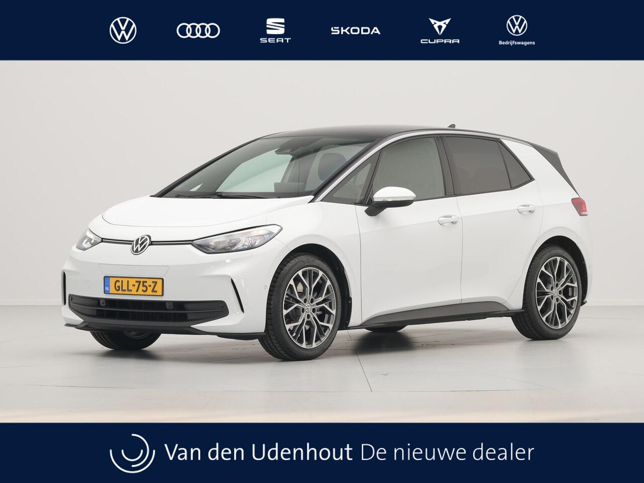 Volkswagen ID.3 Pure Oranje Edition 52 kWh Camera 19"velgen Privacy Glass navigatie Led 181