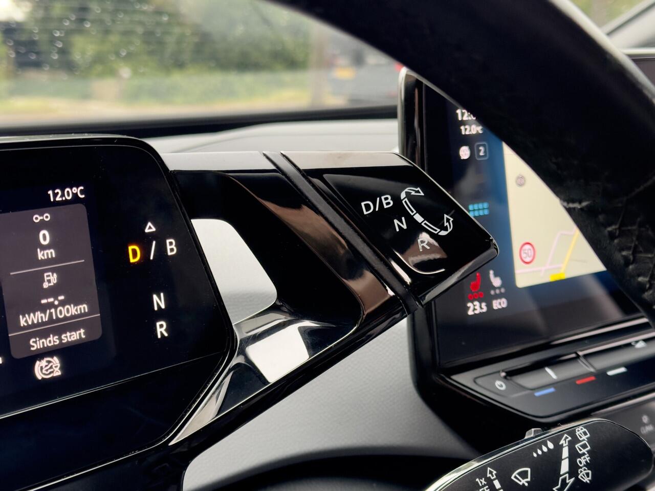 Volkswagen ID.3 FIRST PLUS ACTIE! BETAAL NU 50% 9950 DE REST IN 2JR RENTEVRIJ FINANCIEREN