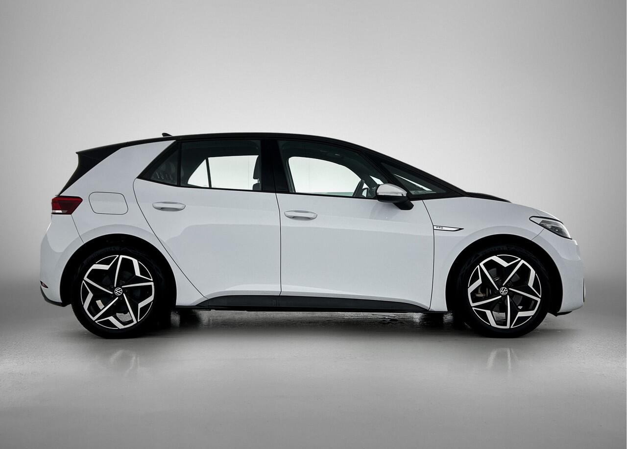 Volkswagen ID.3 PRO 58 kWh Climate Control | Cruise Control | Navigatie | Parkeersensoren