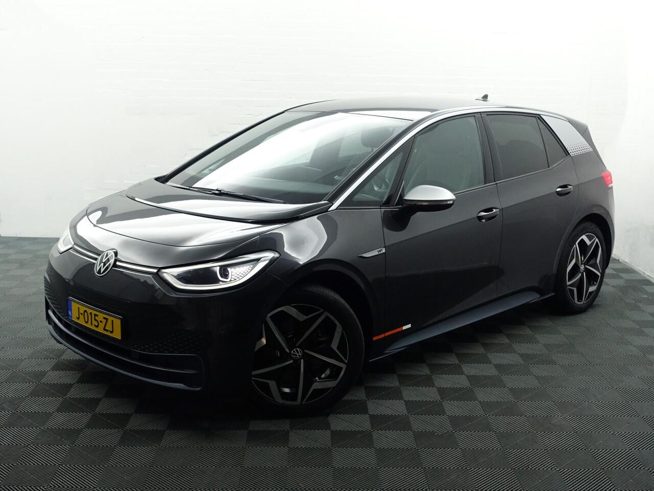 Volkswagen ID.3 First Plus 58 kWh Aut- Stuur/Stoelverwarming, CarPlay, Sfeerverlichting, Ada Cruise, Standkachel, Xenon led, Dynamic Select